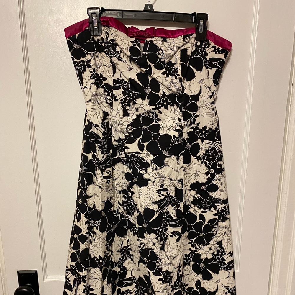 Fancy strapless dress